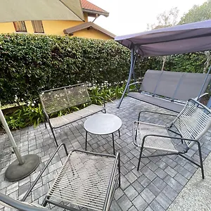 entire-accommodation-with-private-garden.it-lombardy.com/