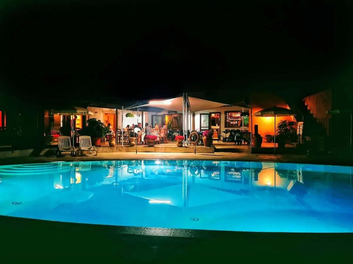 Hotel Cala Mirto Budoni 3*,  Ιταλία